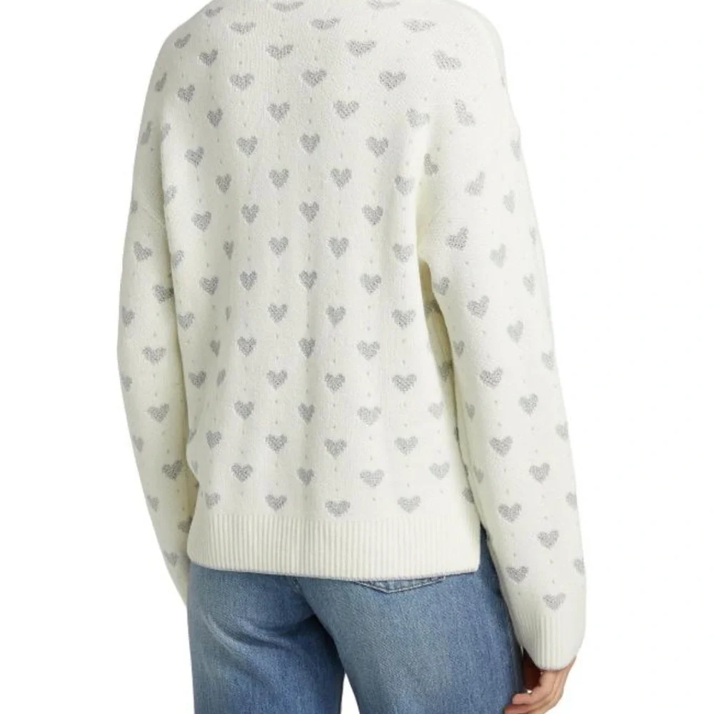 Splendid Cream V-Neck Sweater with Gray Heart Pattern - Picture 3 of 4
